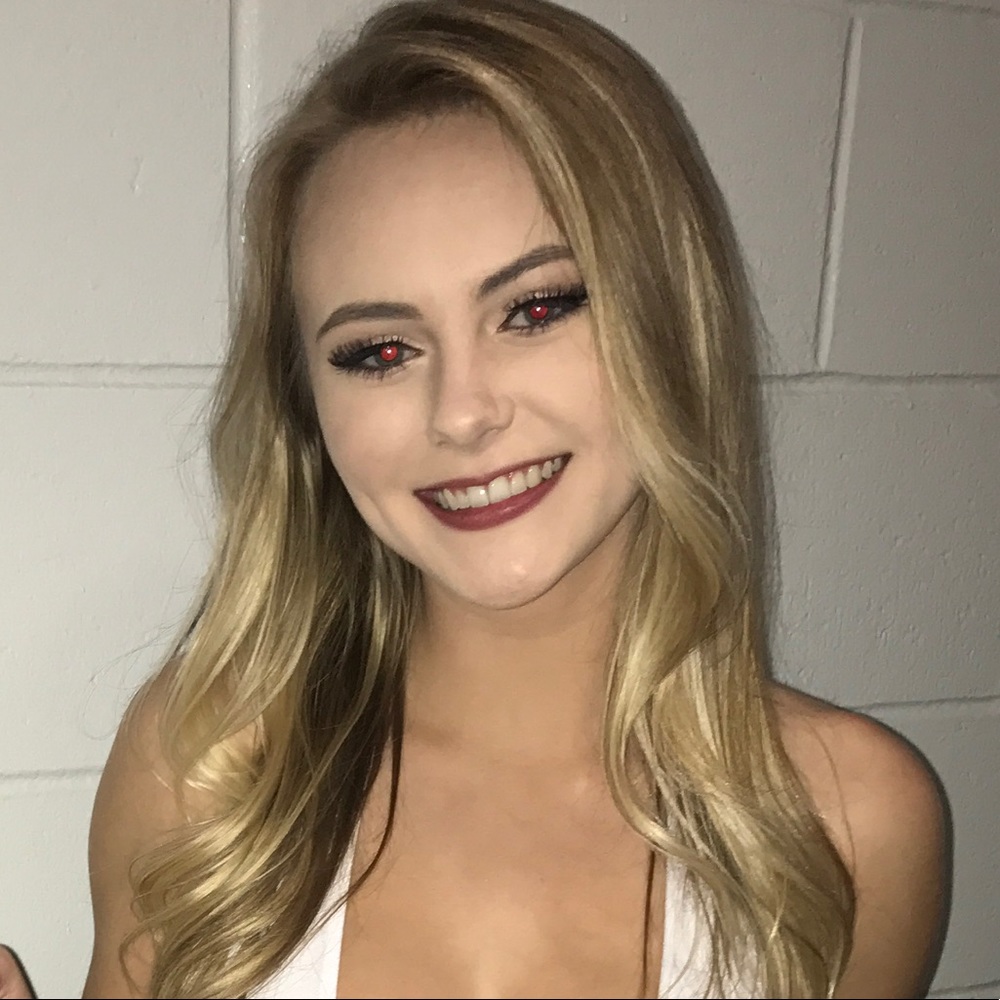 Meet your Posher, Olivia